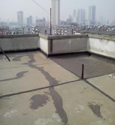 润州漏水维修 楼顶漏水是什么原因，楼顶漏水维修方法是什么?